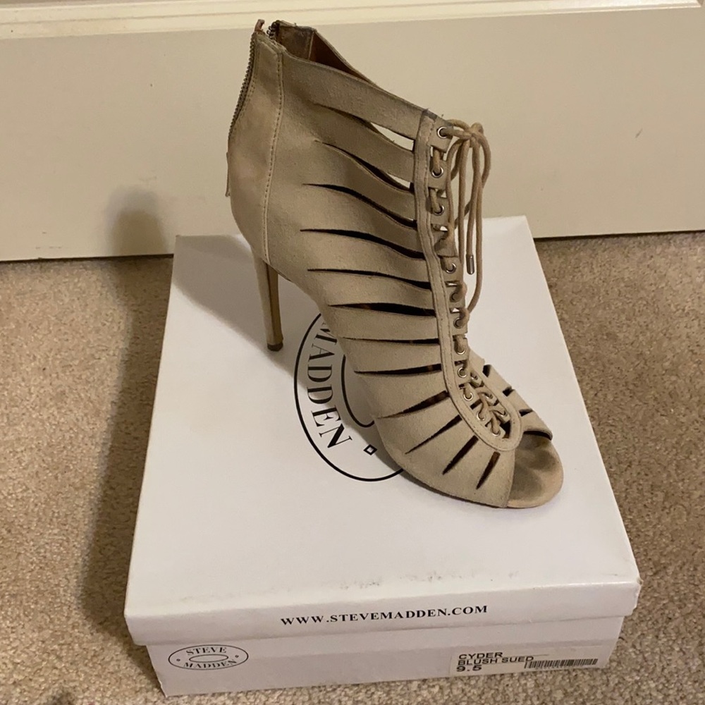 Steve Madden booties